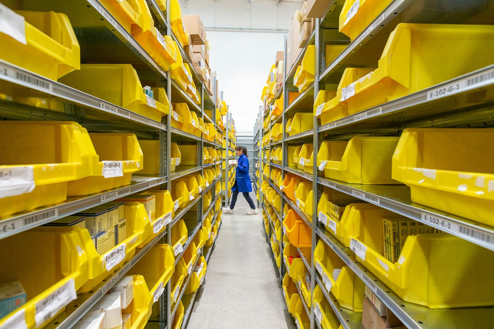 High-Bay Automated Logistics Warehouse and Transportation Network
